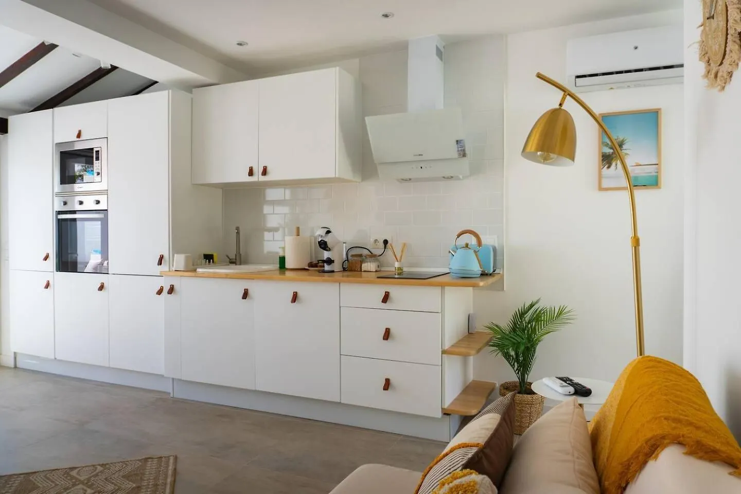 Chic Beach House 1 En Benalmdena Por El Trocader Benalmadena Holiday home